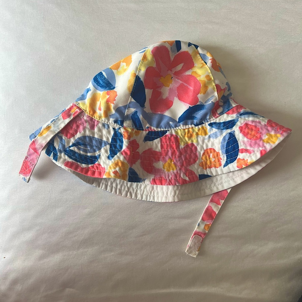 Reversible Floral Kids Sun Hat. Water resistant. Spf protection